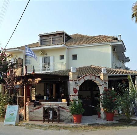 Poseidon Hotel Ammoudia Exterior foto